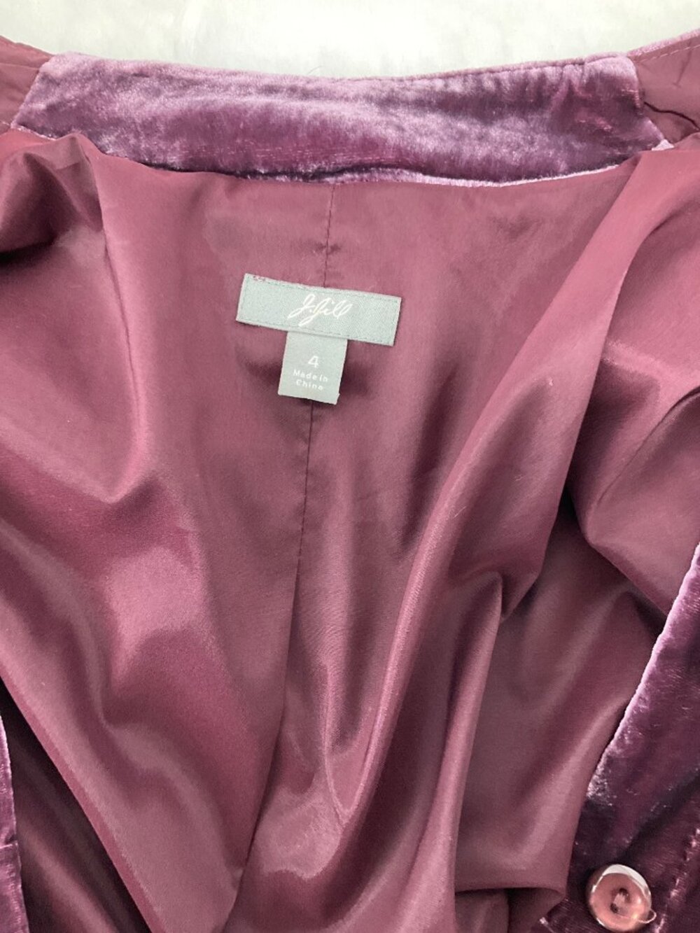 J Jill Crushed Velvet  Duster Dress size 4, Purple 10 hidden buttons - Picture 10 of 11